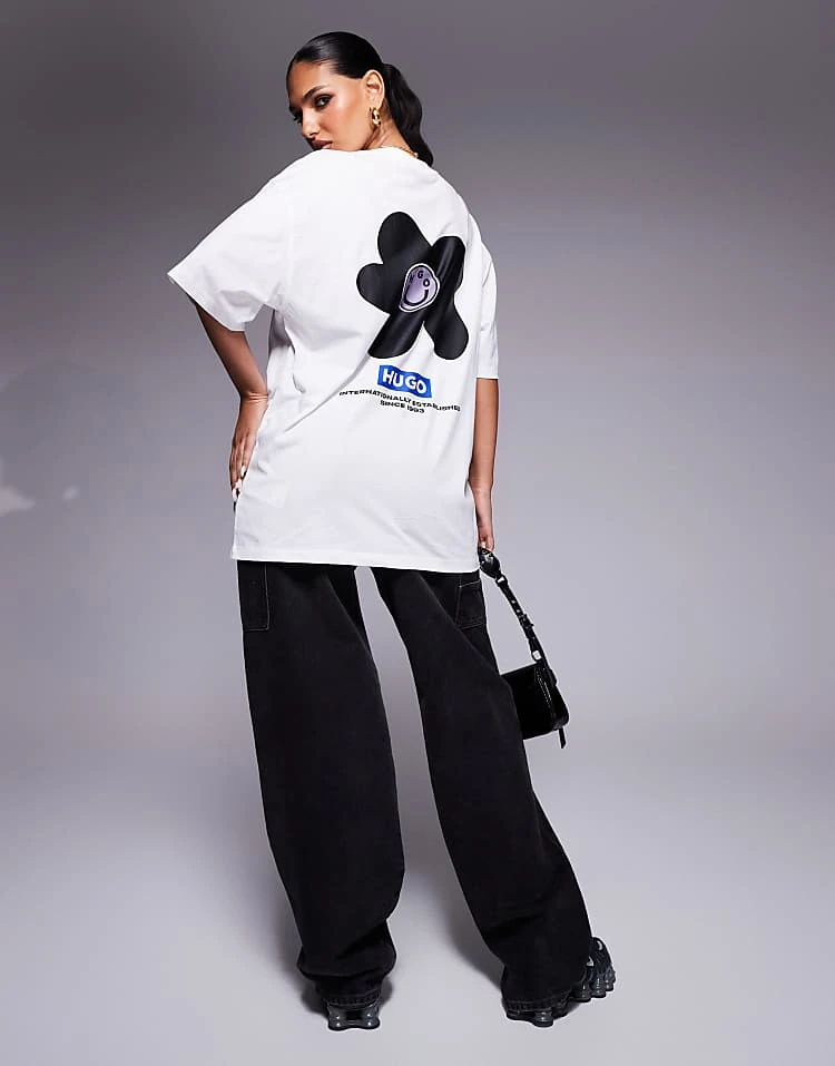 HUGO BLUE Oversized Tee With Graphic In White For Women 4 HUGO BLUE Oversized Tee With Graphic In White For Women - Image 2