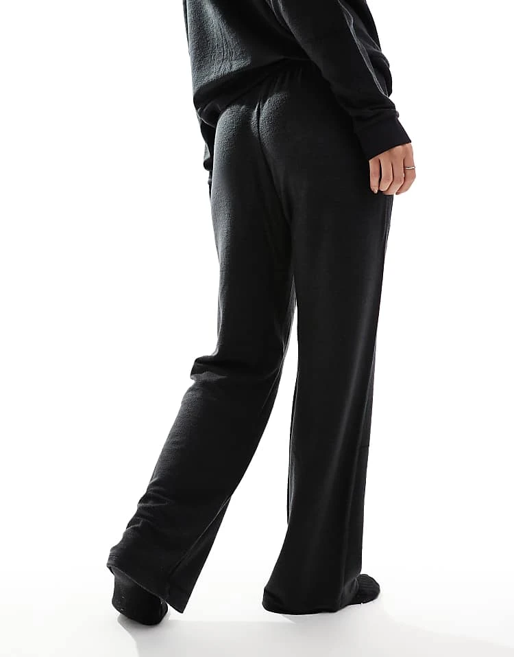 Hugo Red HUGO Bodywear Co-ord Snoozie Joggers Black Teddy Fleece For Women 4 Hugo Red HUGO Bodywear Co-ord Snoozie Joggers Black Teddy Fleece For Women - Image 2